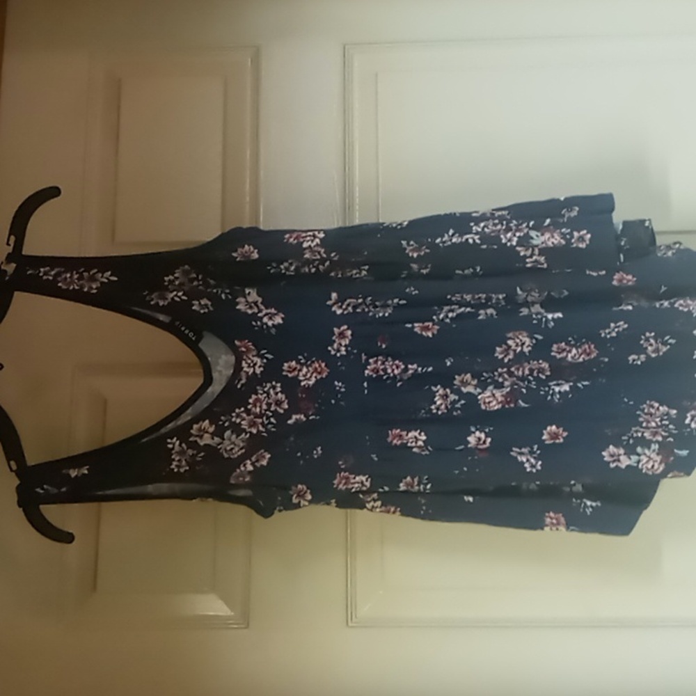 Torrid tank 00 or size 10